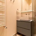 Apartamento Black Gate - Quiet In The Heart Of Old Town With Free Private Secured Parking *